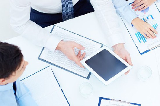 Which trade and payment terms are accepted?